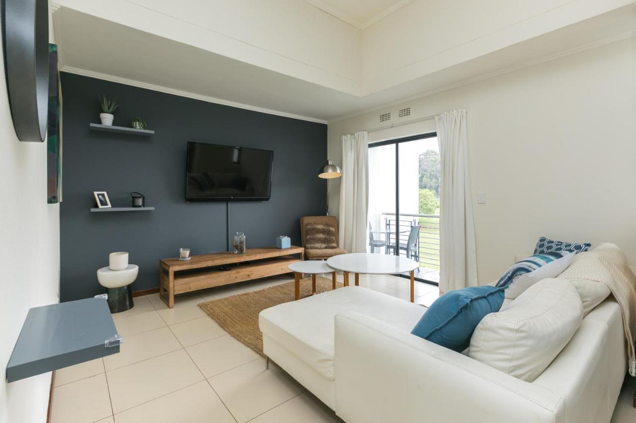 Modern Apartment In A Secure Golf Estate.Wifi 鲁德普特 外观 照片
