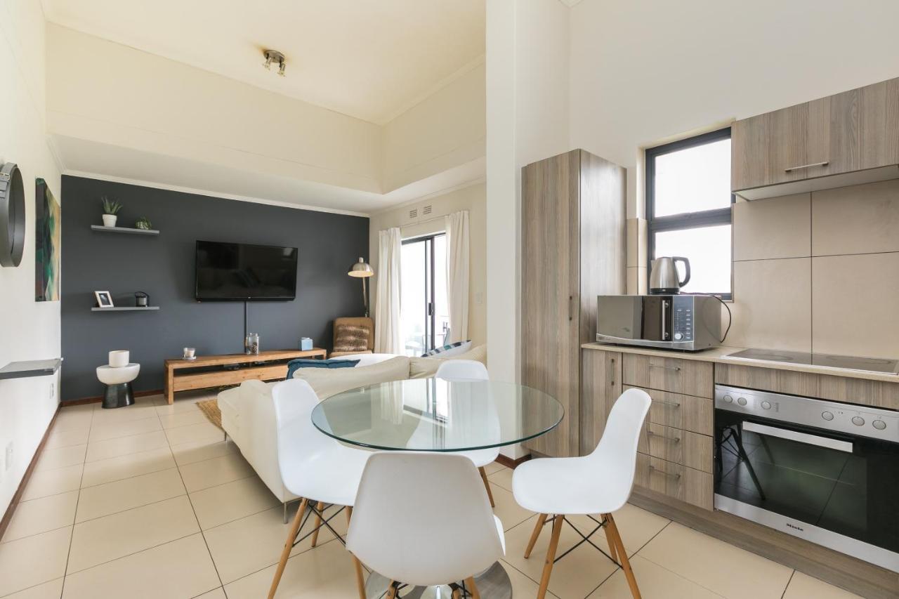 Modern Apartment In A Secure Golf Estate.Wifi 鲁德普特 外观 照片